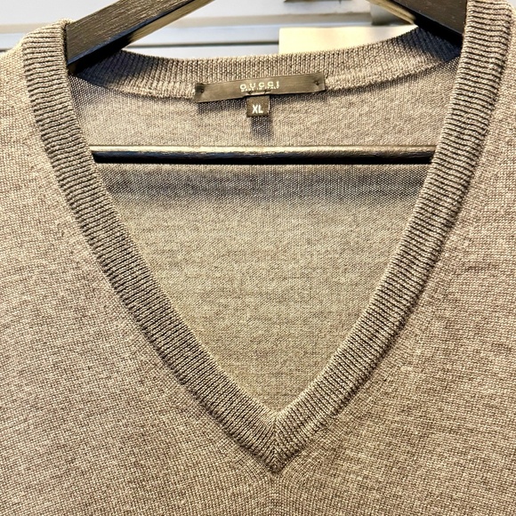 GUCCI 100% Wool Grey V-Neck Sweater w Signature Stripes - Made in Italy - Picture 3 of 9